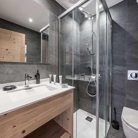 1850 - 8 Pers. - Centre Station - Proche Pistes - Wi-fi - Fr-1-631-239